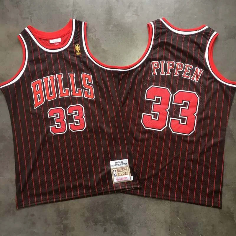 Bulls 33 Scottie Pippen Black 1995-96 Hardwood Classics Basketball Jersey